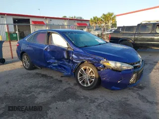 2015 Toyota Camry XLE with VIN 4T1BF1FK3FU968161, listed as a IAAI auction lot 41940151 with 145,168 mi miles. Bid and sale history available at carsss.com. Image 1.