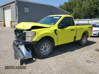 2022 Ford F-150 XL with VIN 1FTMF1EB3NKE01585, listed as a Copart auction lot 68897514 with 29,951 mi miles and Salvage title. Bid and sale history available at DreamBid. Image 1.