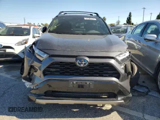2024 Toyota RAV4 Hybrid XSE with VIN 4T3E6RFV7RU142432, listed as a Copart auction lot 49474995 with 30,147 mi miles and Clean Title. Bid and sale history available at DreamBid. Image 5.