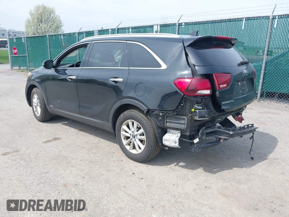 2019 Kia Sorento LX with VIN 5XYPGDA36KG439646, listed as a IAAI auction lot 42146551 with 69,283 mi miles. Bid and sale history available at carsss.com. Image 3.