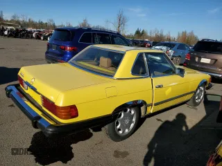 1981 Mercedes-Benz 380 380SL with VIN WDBBA45A2BB001364, listed as a Copart auction lot 88170215 with 151,239 mi miles and Clean Title. Bid and sale history available at carsss.com. Image 3.