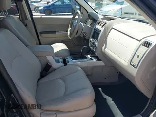 2008 Mercury Mariner с VIN 4M2CU39H28KJ43862, выставлен на аукционе IAAI как лот 42266353 с пробегом 228 419 миль миль и . История ставок и продаж доступна на DreamBid. Изображение 5.