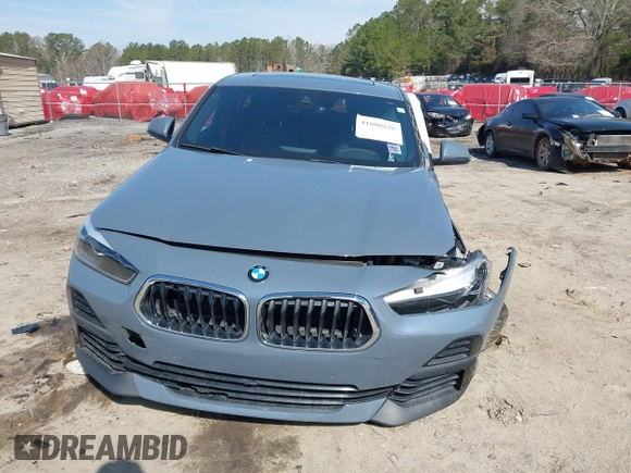 2022 BMW X2 sDrive28i with VIN WBXYH9C06N5T66960, listed as a IAAI auction lot 41800229 with 80,361 mi miles. Bid and sale history available at carsss.com. Image 12.