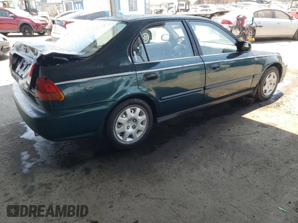 1998 Honda Civic DX with VIN JHMEJ6625WS000750, listed as a Copart auction lot 62486554 with 149,369 mi miles and Salvage Title. Bid and sale history available at DreamBid. Image 3.