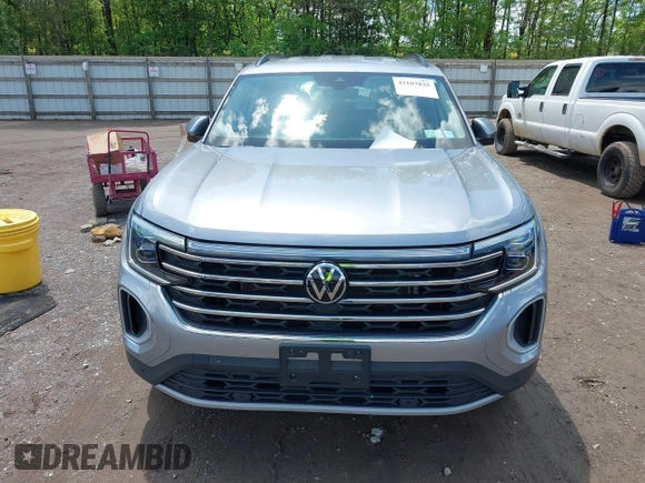 2024 Volkswagen Atlas SE with VIN 1V2HR2CA4RC577309, listed as a IAAI auction lot 42107825 with 25,694 mi miles and . Bid and sale history available at DreamBid. Image 12.