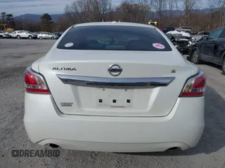 2015 Nissan Altima S with VIN 1N4AL3AP1FN308613, listed as a IAAI auction lot 41398676 with 152,886 mi miles and . Bid and sale history available at DreamBid. Image 17.