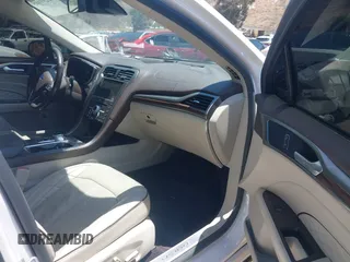 2017 Ford Fusion Titanium z VIN 3FA6P0SU0HR329224, wystawiony jako IAAI lot #42291605 z przebiegiem 176 728 mil mil oraz . Historia ofert i sprzedaży dostępna na DreamBid. Obrazek 5.