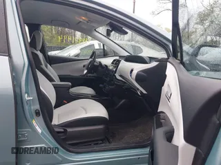 2017 Toyota Prius Two with VIN JTDKARFU1H3048623, listed as a IAAI auction lot 41971494 with 141,584 mi miles. Bid and sale history available at carsss.com. Image 5.