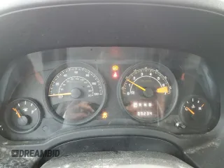 2017 Jeep Patriot Sport с VIN 1C4NJPBB1HD121232, выставлен на аукционе Copart как лот 57845915 с пробегом 89 234 миль миль и Чистый • Clean title. История ставок и продаж доступна на DreamBid. Изображение 9.