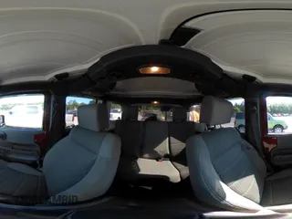 2007 Jeep Wrangler Unlimited Sahara с VIN 1J8GA59187L211825, выставлен на аукционе IAAI как лот 42313099 с пробегом 107 554 миль миль и . История ставок и продаж доступна на DreamBid. Изображение 19.