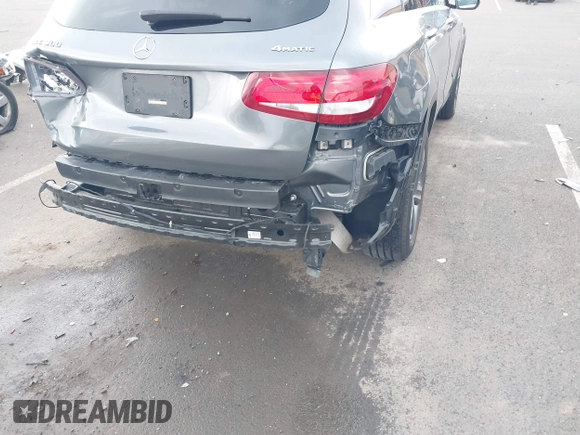 2019 Mercedes-Benz GLC with VIN WDC0G4KB5KF617793, listed as a IAAI auction lot 41916787 with 34,821 mi miles. Bid and sale history available at carsss.com. Image 18.