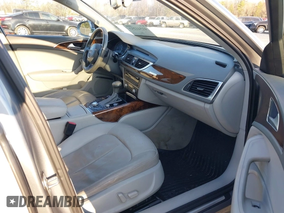2015 Audi A6 Premium Plus z VIN WAUFGAFCXFN004840, wystawiony jako IAAI lot #41541257 z przebiegiem 163 050 mil mil oraz . Historia ofert i sprzedaży dostępna na DreamBid. Obrazek 5.