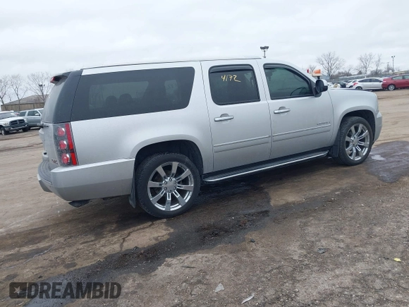 2014 GMC Yukon XL Denali with VIN 1GKS2MEF1ER246201, listed as a IAAI auction lot 41454172 with 135,394 mi miles. Bid and sale history available at carsss.com. Image 4.