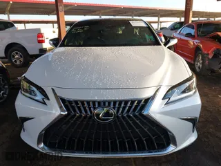 2025 Lexus ES with VIN 58ADZ1B18SU191654, listed as a IAAI auction lot 41576445 with 1 mi miles. Bid and sale history available at carsss.com. Image 12.