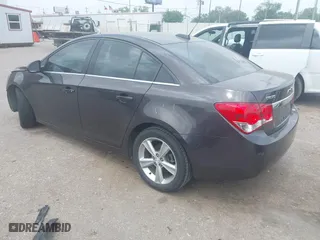 2015 Chevrolet Cruze LT with VIN 1G1PE5SB7F7141782, listed as a IAAI auction lot 41952674 with 132,574 mi miles. Bid and sale history available at carsss.com. Image 3.