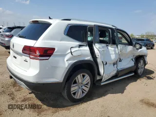 2018 Volkswagen Atlas SEL Premium z VIN 1V2NR2CAXJC539249, wystawiony jako Copart lot #55992035 z przebiegiem 132 814 mil mil oraz Szkoda całkowita • Salvage title. Historia ofert i sprzedaży dostępna na DreamBid. Obrazek 3.