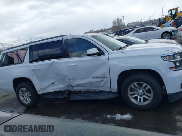 2018 Chevrolet Suburban LT with VIN 1GNSKHKC1JR286440, listed as a IAAI auction lot 41820103 with 1 mi miles. Bid and sale history available at carsss.com. Image 12.