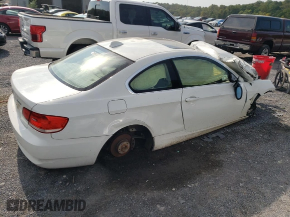 2008 BMW 3 Series 328i with VIN WBAWB335X8P133586, listed as a Copart auction lot 71938584 with 0 mi miles and Salvage Title. Bid and sale history available at carsss.com. Image 3.