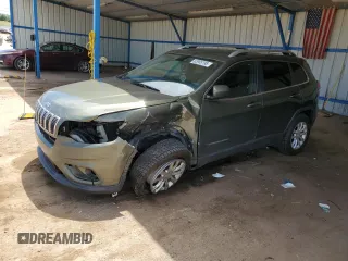 2019 Jeep Cherokee Latitude with VIN 1C4PJLCB9KD240900, listed as a Copart auction lot 62905195 with 100,225 mi miles and Salvage title. Bid and sale history available at DreamBid. Image 1.