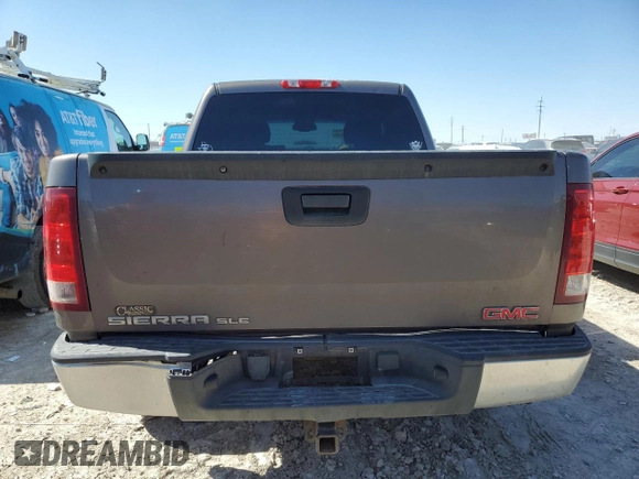 2008 GMC Sierra 1500 SLT с VIN 2GTEC13J081327098, выставлен на аукционе Copart как лот 47188155 с пробегом 255 495 миль миль и Списание • Salvage title. История ставок и продаж доступна на DreamBid. Изображение 6.
