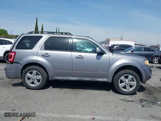 2008 Ford Escape Limited with VIN 1FMCU04188KE20184, listed as a IAAI auction lot 41809075 with 158,116 mi miles. Bid and sale history available at carsss.com. Image 13.