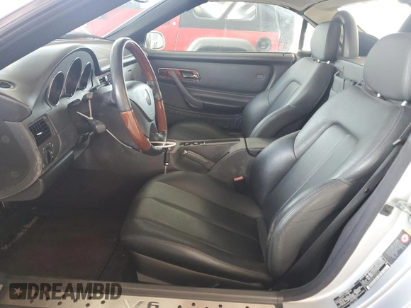 2002 Mercedes-Benz SLK 320 with VIN WDBKK65F42F239018, listed as a Copart auction lot 46303805 with 96,233 mi miles and Clean title. Bid and sale history available at DreamBid. Image 7.