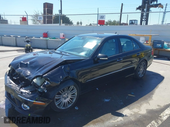 2007 Mercedes-Benz E 350 z VIN WDBUF56XX7B066912, wystawiony jako IAAI lot #41818878 z przebiegiem Nie podano mil oraz . Historia ofert i sprzedaży dostępna na DreamBid. Obrazek 19.