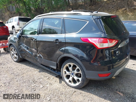 2016 Ford Escape Titanium with VIN 1FMCU9JX1GUC18335, listed as a IAAI auction lot 42396492 with 147,522 mi miles and . Bid and sale history available at DreamBid. Image 3.