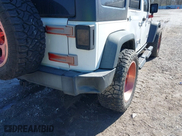 2016 Jeep Wrangler Unlimited Rubicon Hard Rock with VIN 1C4HJWFG9GL296782, listed as a IAAI auction lot 41595273 with 113,338 mi miles. Bid and sale history available at carsss.com. Image 18.