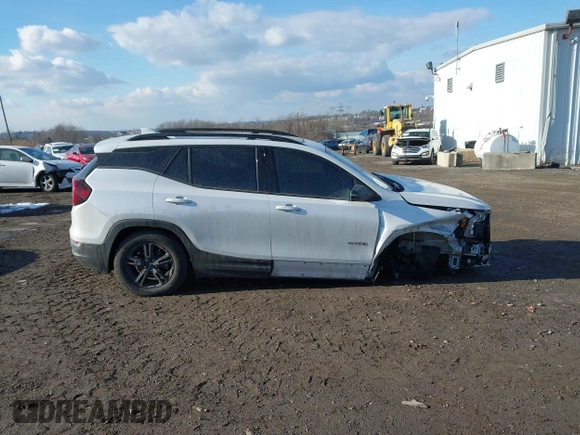 2022 GMC Terrain AT4 z VIN 3GKALYEV1NL156867, wystawiony jako IAAI lot #41339310 z przebiegiem 42 696 mil mil oraz . Historia ofert i sprzedaży dostępna na DreamBid. Obrazek 13.