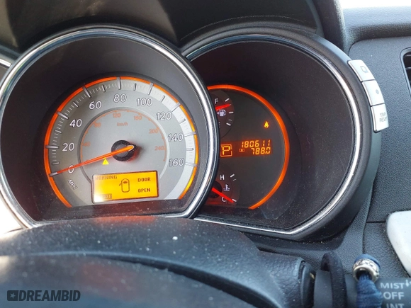 2009 Nissan Murano SL with VIN JN8AZ18W69W141842, listed as a IAAI auction lot 41771894 with 180,611 mi miles. Bid and sale history available at carsss.com. Image 7.