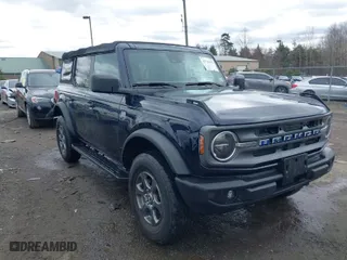 2021 Ford Bronco with VIN 1FMDE5BH8MLA83132, listed as a IAAI auction lot 41729825 with 31,192 mi miles. Bid and sale history available at carsss.com. Image 1.