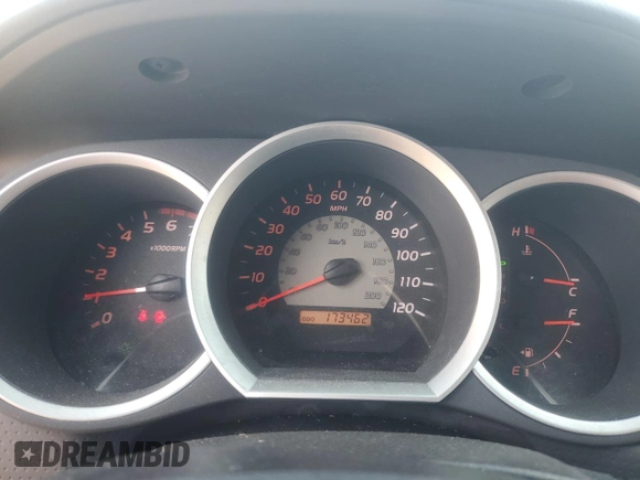 2005 Toyota Tacoma PreRunner with VIN 3TMKU72N95M003532, listed as a Copart auction lot 43049595 with 173,462 mi miles and Clean Title. Bid and sale history available at carsss.com. Image 9.