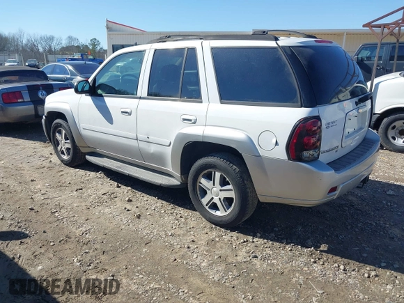 2007 Chevrolet TrailBlazer LT with VIN 1GNES13M872141375, listed as a IAAI auction lot 41774258 with 170,266 mi miles. Bid and sale history available at carsss.com. Image 3.