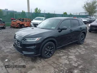 2024 Honda HR-V Sport z VIN 3CZRZ2H54RM728918, wystawiony jako IAAI lot #42199149 z przebiegiem 19 056 mil mil oraz . Historia ofert i sprzedaży dostępna na DreamBid. Obrazek 2.