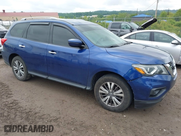 2018 Nissan Pathfinder SV z VIN 5N1DR2MM1JC621095, wystawiony jako IAAI lot #42371403 z przebiegiem 130 925 mil mil oraz . Historia ofert i sprzedaży dostępna na DreamBid. Obrazek 1.