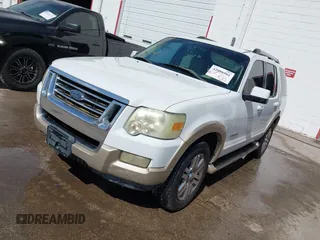 2006 Ford Explorer Eddie Bauer с VIN 1FMEU64896UB21376, выставлен на аукционе IAAI как лот 42086981 с пробегом 132 314 миль миль и . История ставок и продаж доступна на DreamBid. Изображение 2.