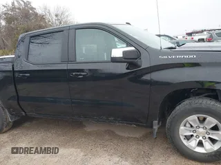 2025 Chevrolet Silverado 1500 LT with VIN 1GCPACED2SZ128814, listed as a IAAI auction lot 41504300 with 6,458 mi miles and . Bid and sale history available at DreamBid. Image 13.