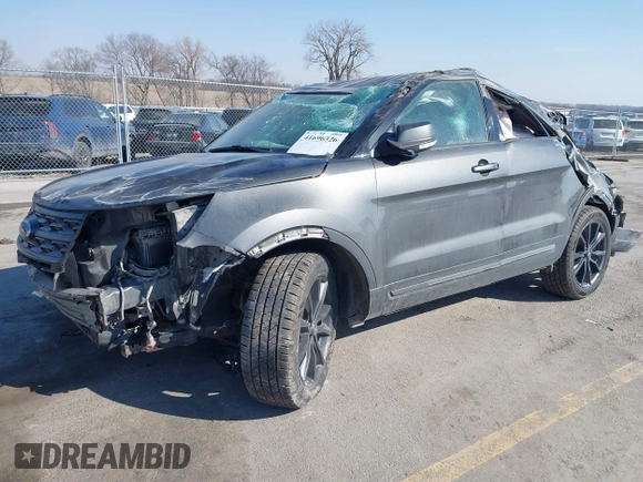 2019 Ford Explorer XLT z VIN 1FM5K8D87KGA09217, wystawiony jako IAAI lot #41696326 z przebiegiem 60 785 mil mil oraz . Historia ofert i sprzedaży dostępna na DreamBid. Obrazek 18.