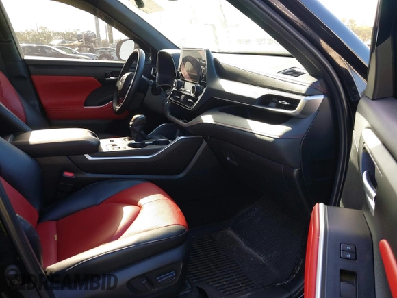 2023 Toyota Highlander L with VIN 5TDKDRAH3PS520691, listed as a IAAI auction lot 40677236 with 37,109 mi miles and . Bid and sale history available at DreamBid. Image 5.