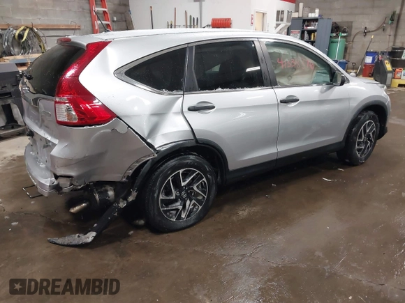 2016 Honda CR-V SE with VIN 2HKRM4H43GH696134, listed as a IAAI auction lot 41338376 with Not Provided miles and . Bid and sale history available at carsss.com. Image 4.