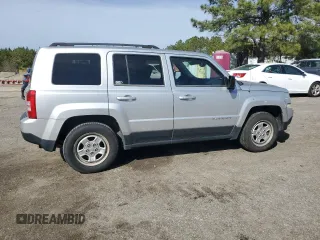 2014 Jeep Patriot Sport z VIN 1C4NJPBA9ED570306, wystawiony jako Copart lot #47923305 z przebiegiem 200 589 mil mil oraz Szkoda całkowita • Salvage title. Historia ofert i sprzedaży dostępna na DreamBid. Obrazek 3.