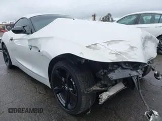 2013 BMW Z4 sDrive28i with VIN WBALL5C50DJ104364, listed as a IAAI auction lot 41518375 with 76,540 mi miles and . Bid and sale history available at DreamBid. Image 1.