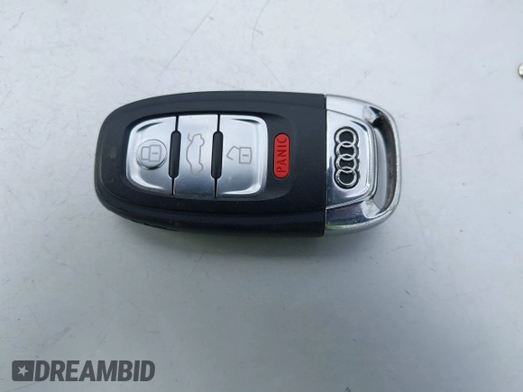 2014 Audi Q5 Premium Plus with VIN WA1LFAFP0EA039656, listed as a IAAI auction lot 41515060 with 135,241 mi miles and . Bid and sale history available at DreamBid. Image 11.