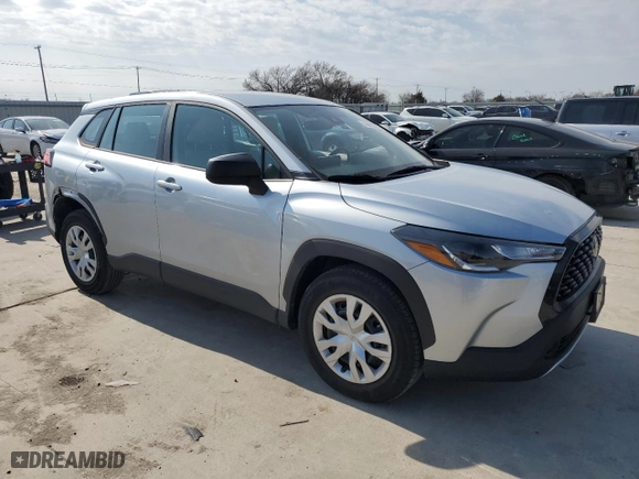 2022 Toyota Corolla Cross L with VIN 7MUAAAAG3NV012527, listed as a Copart auction lot 44458285 with 27,792 mi miles and Salvage Title. Bid and sale history available at carsss.com. Image 4.