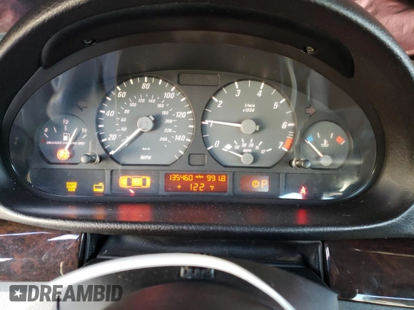 2004 BMW 3 Series 325Ci with VIN WBABW33434PL33682, listed as a Copart auction lot 81960894 with 135,460 mi miles and Salvage Title. Bid and sale history available at carsss.com. Image 9.
