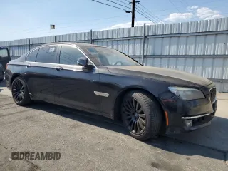 2013 BMW 7 Series 740i with VIN WBAYA6C52DC995036, listed as a Copart auction lot 70317414 with 126,246 mi miles and Clean Title. Bid and sale history available at carsss.com. Image 4.
