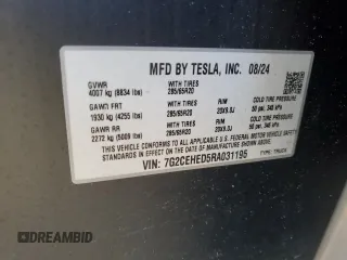 2024 Tesla Cybertruck z VIN 7G2CEHED5RA031195, wystawiony jako Copart lot #86002214 z przebiegiem 8 546 mil mil oraz Szkoda całkowita • Salvage title. Historia ofert i sprzedaży dostępna na DreamBid. Obrazek 13.