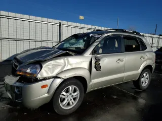 2006 Hyundai Tucson GLS with VIN KM8JN72D66U311735, listed as a Copart auction lot 49294245 with 111,348 mi miles and Salvage Title. Bid and sale history available at carsss.com. Image 1.