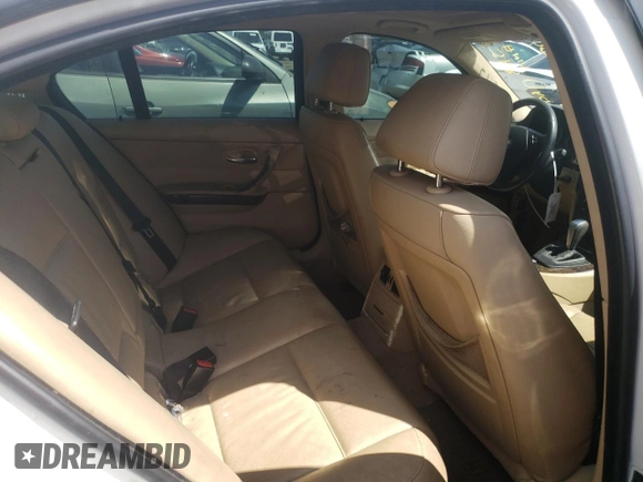 2008 BMW 3 Series 328xi with VIN WBAVC73528KP38456, listed as a Copart auction lot 54855785 with 267,668 mi miles and Clean title. Bid and sale history available at DreamBid. Image 10.
